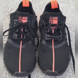 Boys Adidas Star Wars shoes size 6